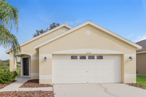 Villa ou maison à louer à Lutz, Floride: 3 chambres, 115.66 m2 № 1813370 - photo 1
