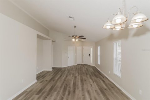 Villa ou maison à louer à Lutz, Floride: 3 chambres, 115.66 m2 № 1813370 - photo 9