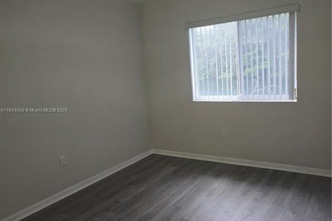 Touwnhouse à louer à Miami Gardens, Floride: 4 chambres, 141.58 m2 № 1940080 - photo 26