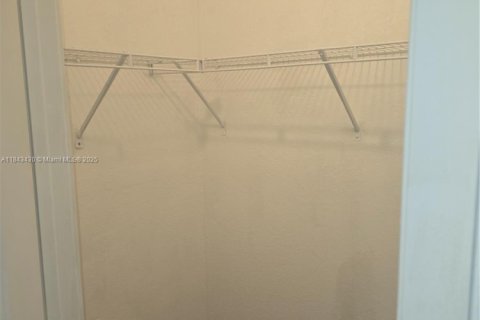 Touwnhouse à louer à Miami Gardens, Floride: 4 chambres, 141.58 m2 № 1940080 - photo 22