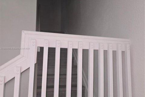 Touwnhouse à louer à Miami Gardens, Floride: 4 chambres, 141.58 m2 № 1940080 - photo 13