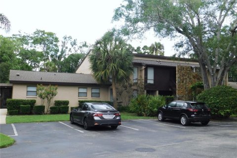 House in Palm Harbor, Florida 2 bedrooms, 99.41 sq.m. № 2233556 - photo 2