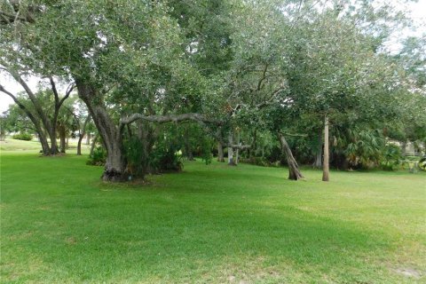 House in Palm Harbor, Florida 2 bedrooms, 99.41 sq.m. № 2233556 - photo 4