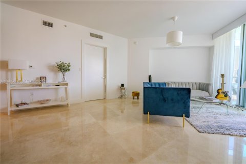 Снять в аренду кондоминиум в Майами, Флорида 2 спальни, 99.87м2, № 2081203 - фото 3