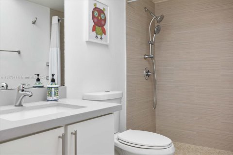 Copropriété à vendre à Sunrise, Floride: 2 chambres, 115.66 m2 № 1972427 - photo 20