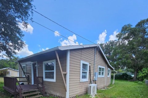 Casa en alquiler en Winter Haven, Florida, 3 dormitorios, 91.6 m2 № 1907912 - foto 1