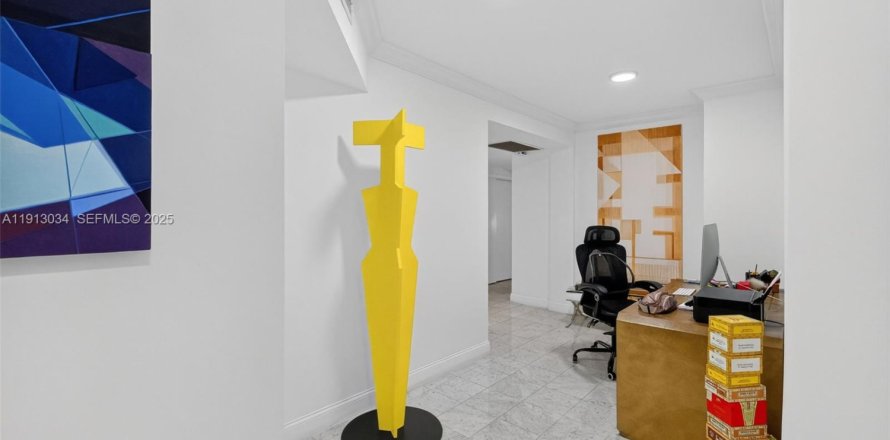 Condominio en Key Biscayne, Florida, 2 dormitorios  № 2055385