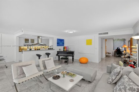 Condominio en venta en Key Biscayne, Florida, 2 dormitorios, 148.64 m2 № 2055385 - foto 20