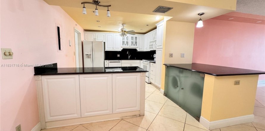 Condo à Pompano Beach, Floride, 2 chambres № 1809704