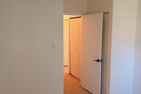 Купить кондоминиум в Тамарак, Флорида 4 комнаты, 98.48м2, № 2083709 - фото 16