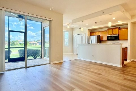Copropriété à louer à Bradenton, Floride: 2 chambres, 113.9 m2 № 2123240 - photo 5