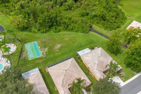 Condo in Poinciana, Florida, 2 bedrooms  № 1909213 - photo 29