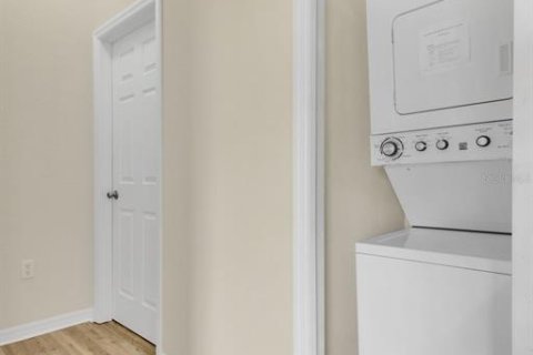 Condo in Poinciana, Florida, 2 bedrooms  № 1909213 - photo 19