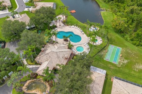 Condo in Poinciana, Florida, 2 bedrooms  № 1909213 - photo 24