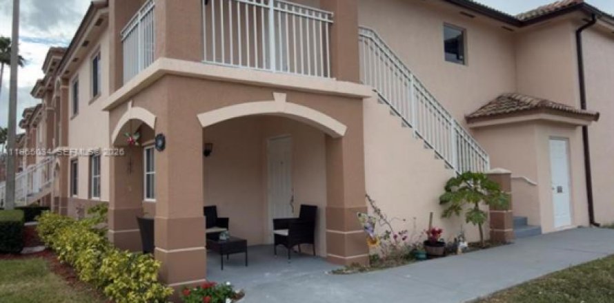 Condo in Homestead, Florida, 3 bedrooms  № 2026366