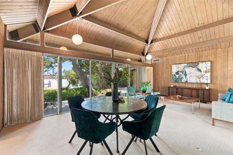 Villa ou maison à vendre à Sarasota, Floride: 5 chambres, 183.95 m2 № 2437169 - photo 12