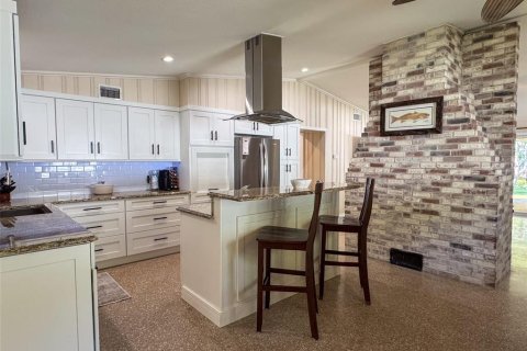 Casa en venta en Melrose, Florida, 4 dormitorios, 216.09 m2 № 1717452 - foto 4
