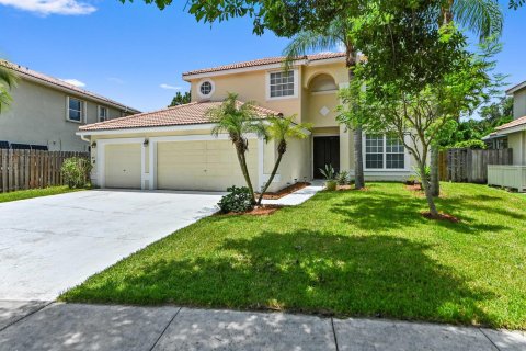 House in Lake Worth, Florida 4 bedrooms, 245.35 sq.m. № 2244837 - photo 2