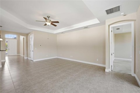 House in Laurel, Florida 3 bedrooms, 184.88 sq.m. № 2151827 - photo 16