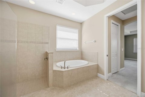 House in Laurel, Florida 3 bedrooms, 184.88 sq.m. № 2151827 - photo 28