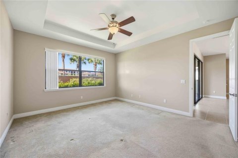 House in Laurel, Florida 3 bedrooms, 184.88 sq.m. № 2151827 - photo 11