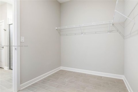 House in Palm Bay, Florida 3 bedrooms, 184.23 sq.m. № 1468754 - photo 19