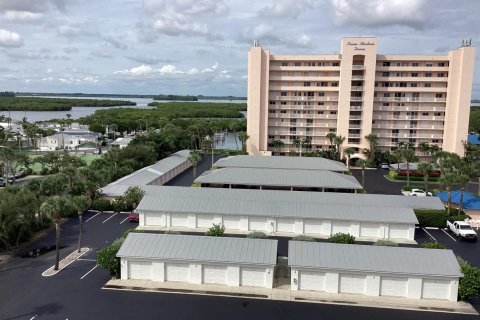 Copropriété à vendre à Hutchinson Island South, Floride: 2 chambres, 100.15 m2 № 2402146 - photo 13
