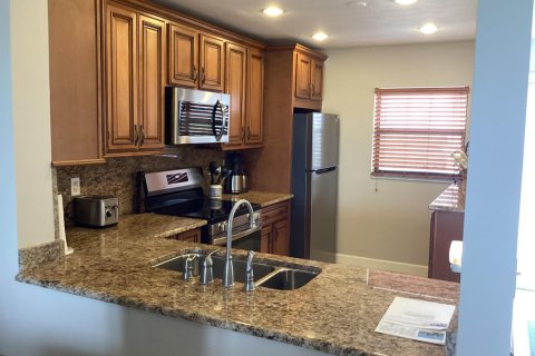 Copropriété à vendre à Hutchinson Island South, Floride: 2 chambres, 100.15 m2 № 2402146 - photo 22