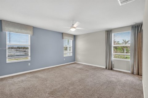 Touwnhouse à vendre à Stuart, Floride: 3 chambres, 167.6 m2 № 2048000 - photo 22