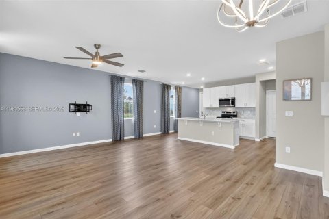 Touwnhouse à vendre à Stuart, Floride: 3 chambres, 167.6 m2 № 2048000 - photo 7