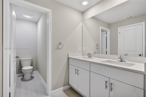 Touwnhouse à vendre à Stuart, Floride: 3 chambres, 167.6 m2 № 2048000 - photo 28