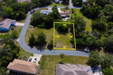 Terreno en Homosassa, Florida № 2213472
