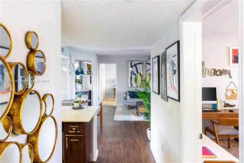 Appartement à louer à Miami Lakes, Floride: 2 chambres, 97.55 m2 № 1954908 - photo 29