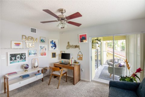 Appartement à louer à Miami Lakes, Floride: 2 chambres, 97.55 m2 № 1954908 - photo 20