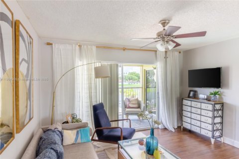 Appartement à louer à Miami Lakes, Floride: 2 chambres, 97.55 m2 № 1954908 - photo 25