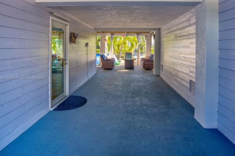 Casa en venta en Big Pine Key, Florida, 3 dormitorios, 169.08 m2 № 1981987 - foto 28