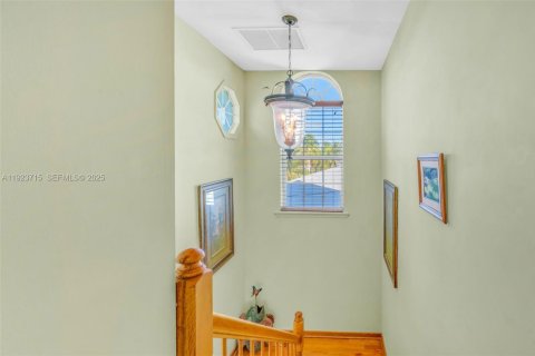 Casa en venta en Big Pine Key, Florida, 3 dormitorios, 169.08 m2 № 1981987 - foto 17