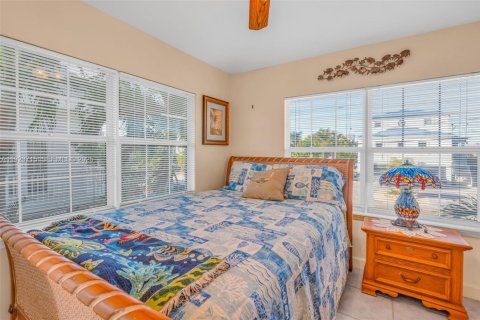 Casa en venta en Big Pine Key, Florida, 3 dormitorios, 169.08 m2 № 1981987 - foto 14