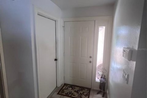 Townhouse in Clearwater, Florida 3 bedrooms, 134.71 sq.m. № 2119622 - photo 3
