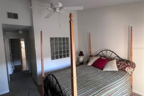 Townhouse in Clearwater, Florida 3 bedrooms, 134.71 sq.m. № 2119622 - photo 26