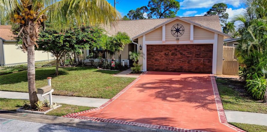 Дом в Юпитер, Флорида 3 спальни, 146.69м2 № 1991011