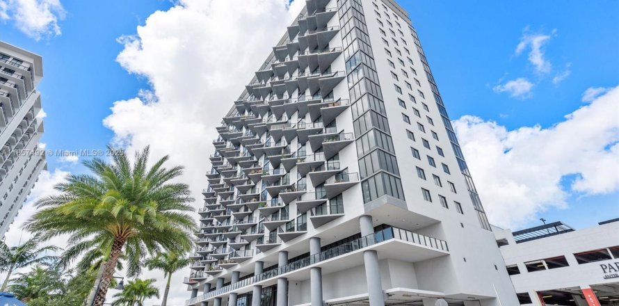 Condo à Doral, Floride, 1 chambre № 1881993