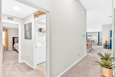 Casa en venta en Lakeland, Florida, 4 dormitorios, 171.68 m2 № 2377501 - foto 4