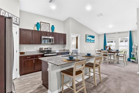 Casa en venta en Lakeland, Florida, 4 dormitorios, 171.68 m2 № 2377501 - foto 19