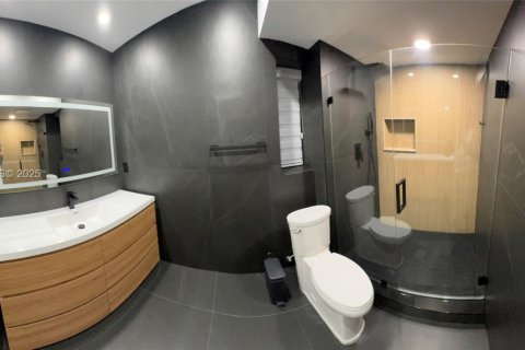 Copropriété à vendre à Aventura, Floride: 3 chambres, 128.21 m2 № 2035194 - photo 21