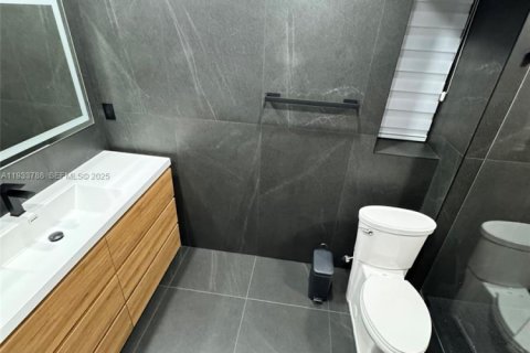 Copropriété à vendre à Aventura, Floride: 3 chambres, 128.21 m2 № 2035194 - photo 19