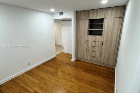 Copropriété à vendre à Aventura, Floride: 3 chambres, 128.21 m2 № 2035194 - photo 25