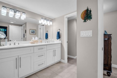 Condo in Clearwater, Florida, 3 bedrooms  № 1912345 - photo 23