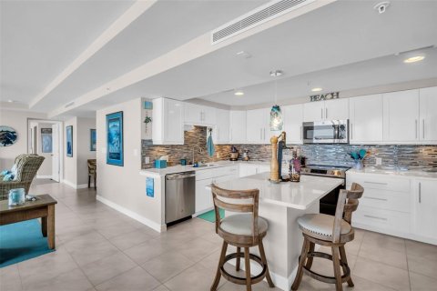 Condo in Clearwater, Florida, 3 bedrooms  № 1912345 - photo 8