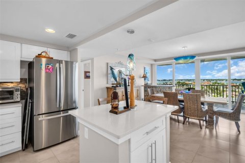 Condo in Clearwater, Florida, 3 bedrooms  № 1912345 - photo 10